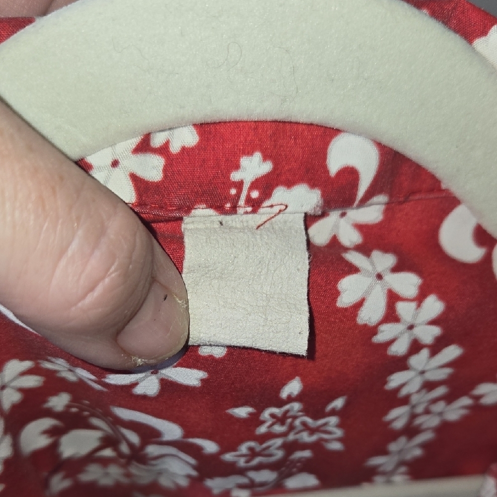 Source Unknown Lg Vtg Red & White HAWAIIAN SHIRT 🌸 LAZY DAYS BEACH OR BBQ VIBES - Picture 9 of 9